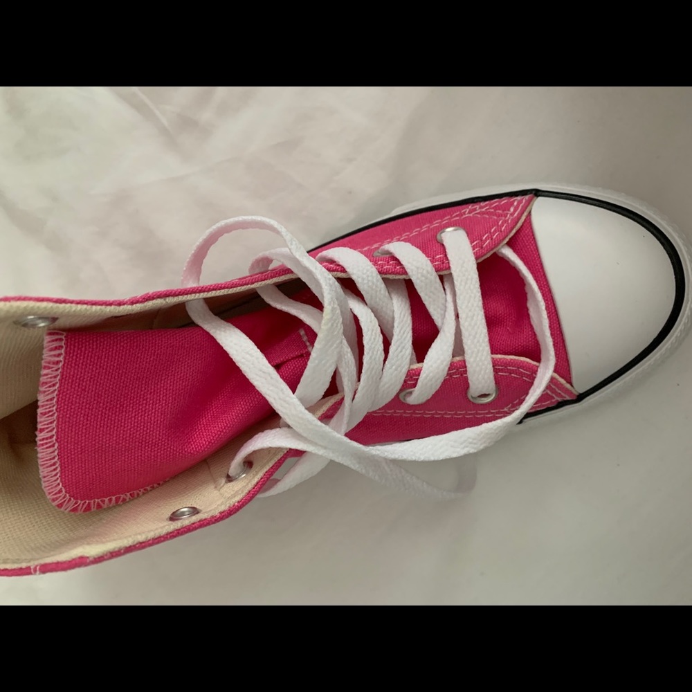 Converse (size 3) pink new high top